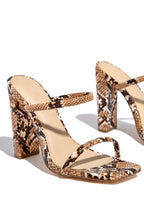 Women's square-toe chunky-heeled mules