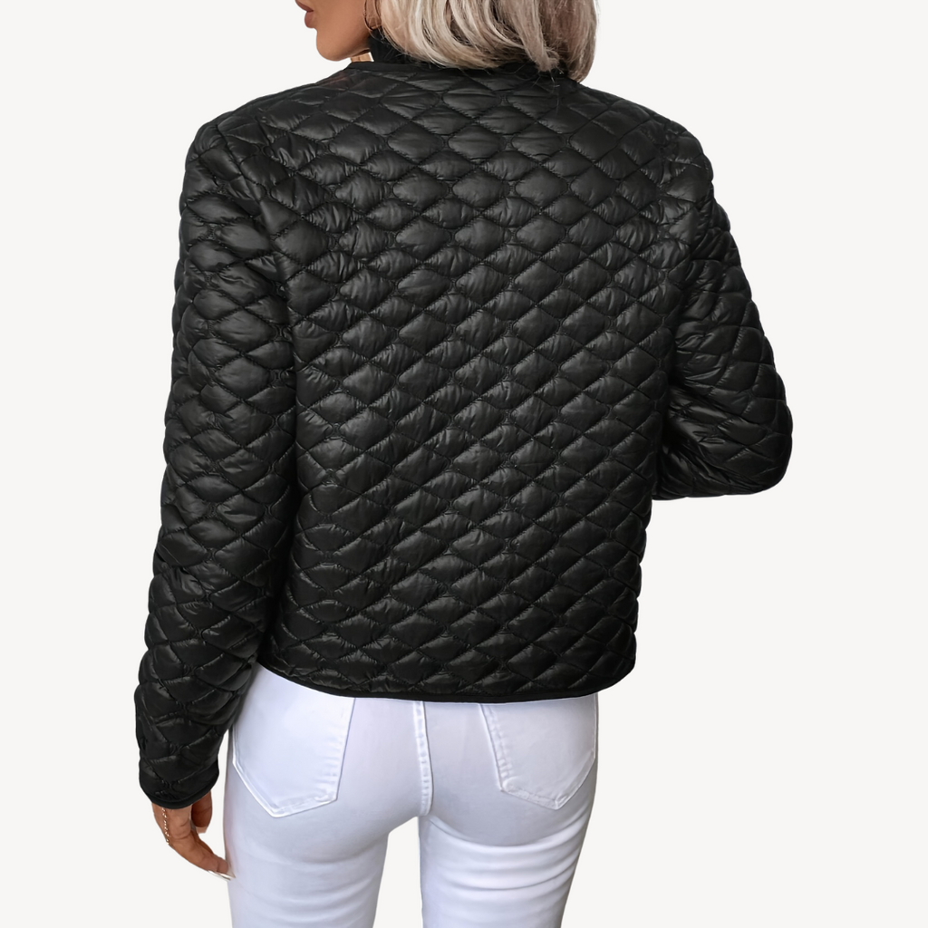 Lightweight Women's Cropped Quilted Jacket with Button-Front Closure
