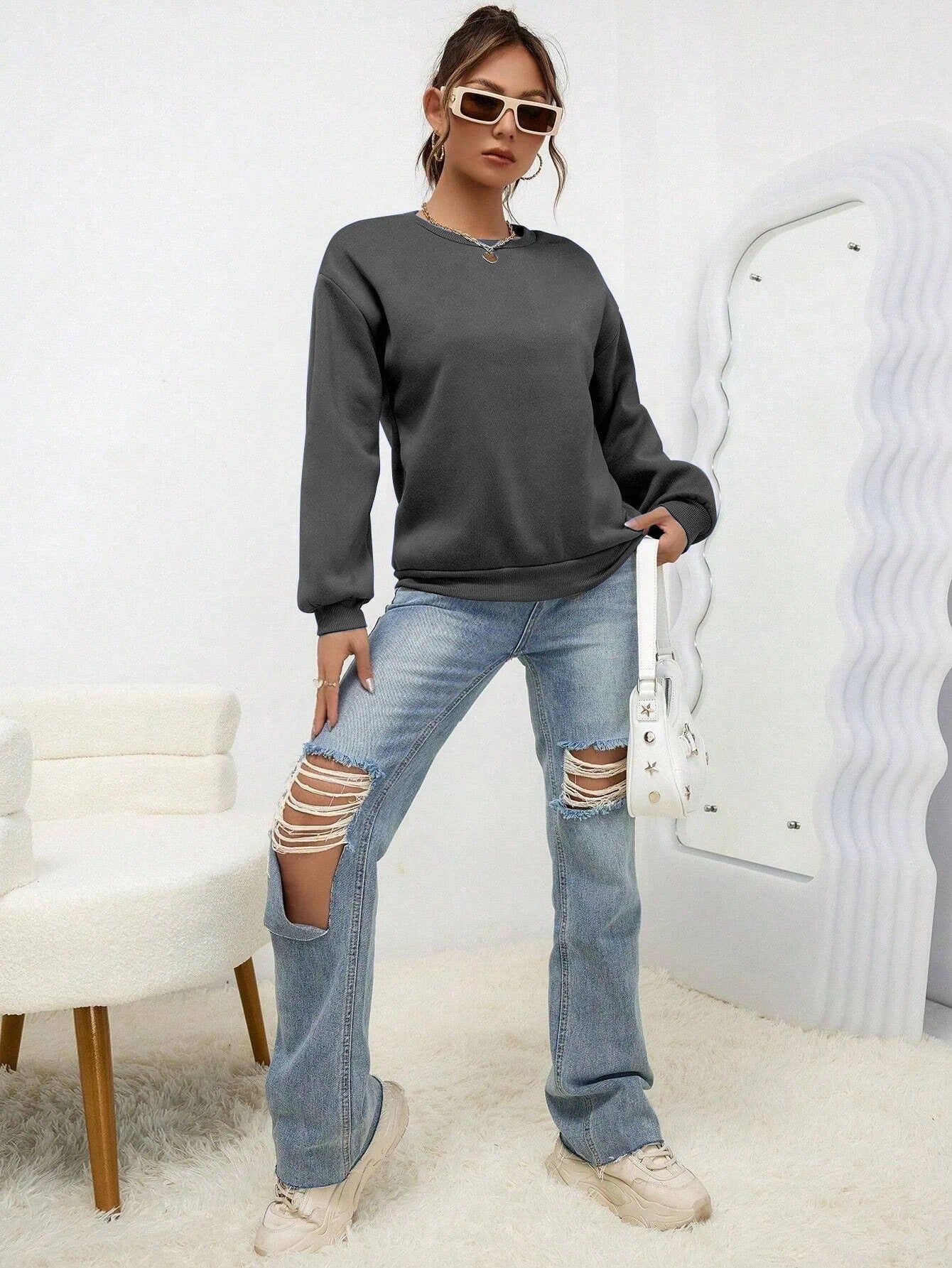 Women’s Loose-Fit Casual Pullover Sweatshirt
