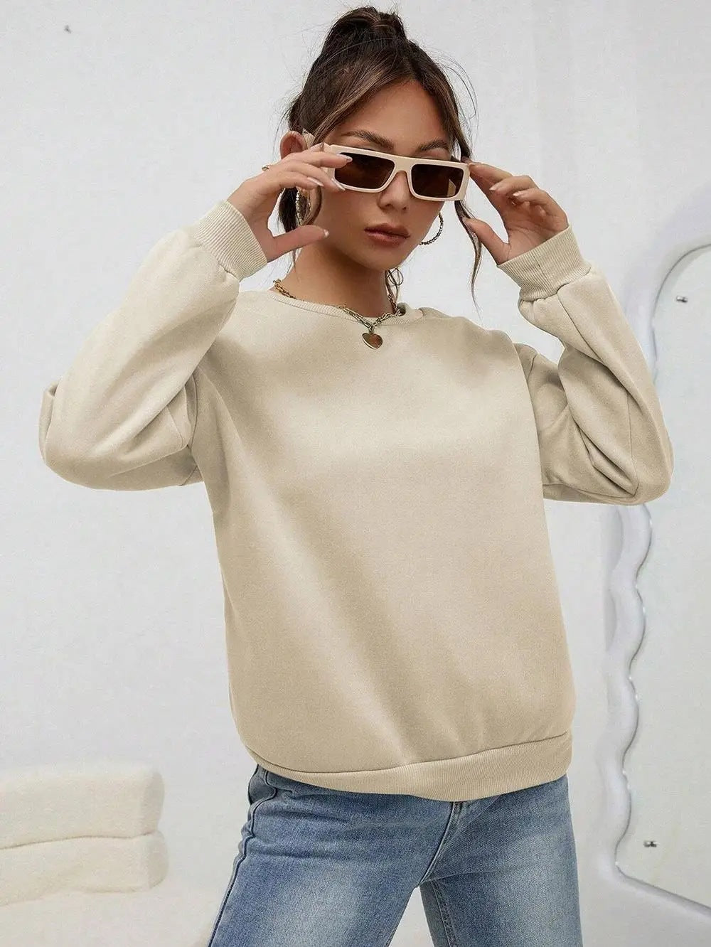 Women’s Loose-Fit Casual Pullover Sweatshirt