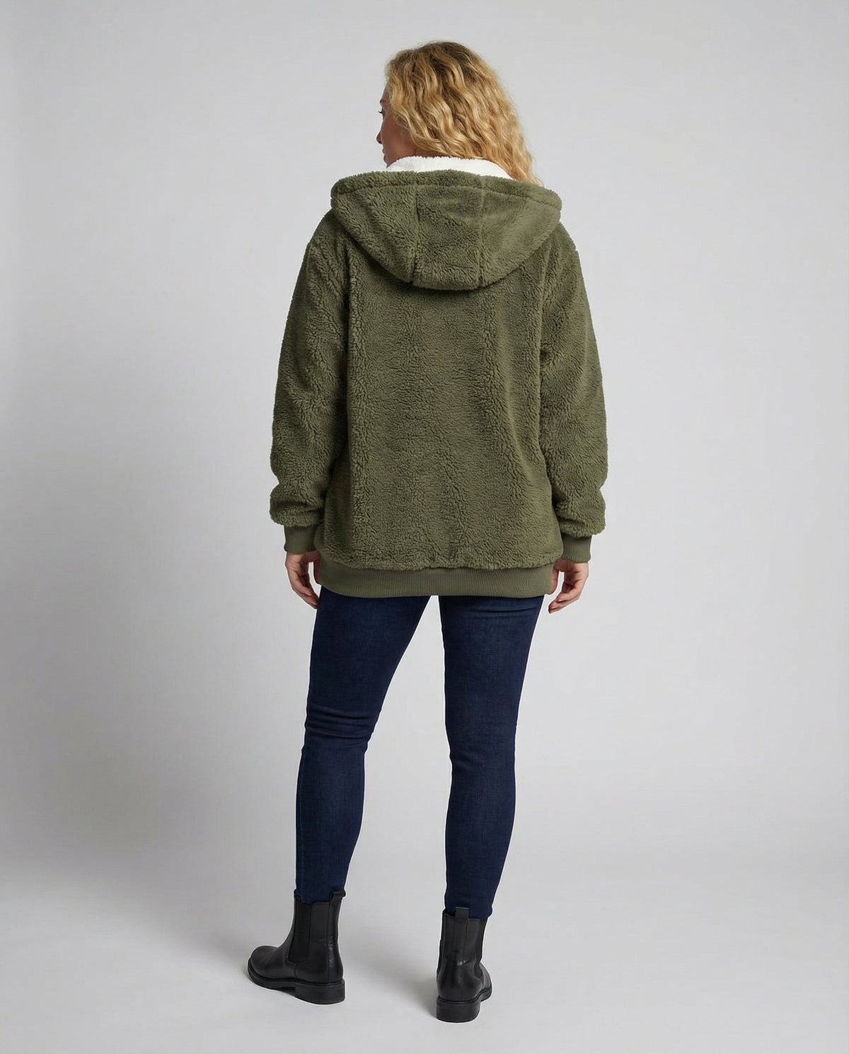 Oversized Women's Hooded Sherpa Jacket with Full Zip and Adjustable Drawstrings