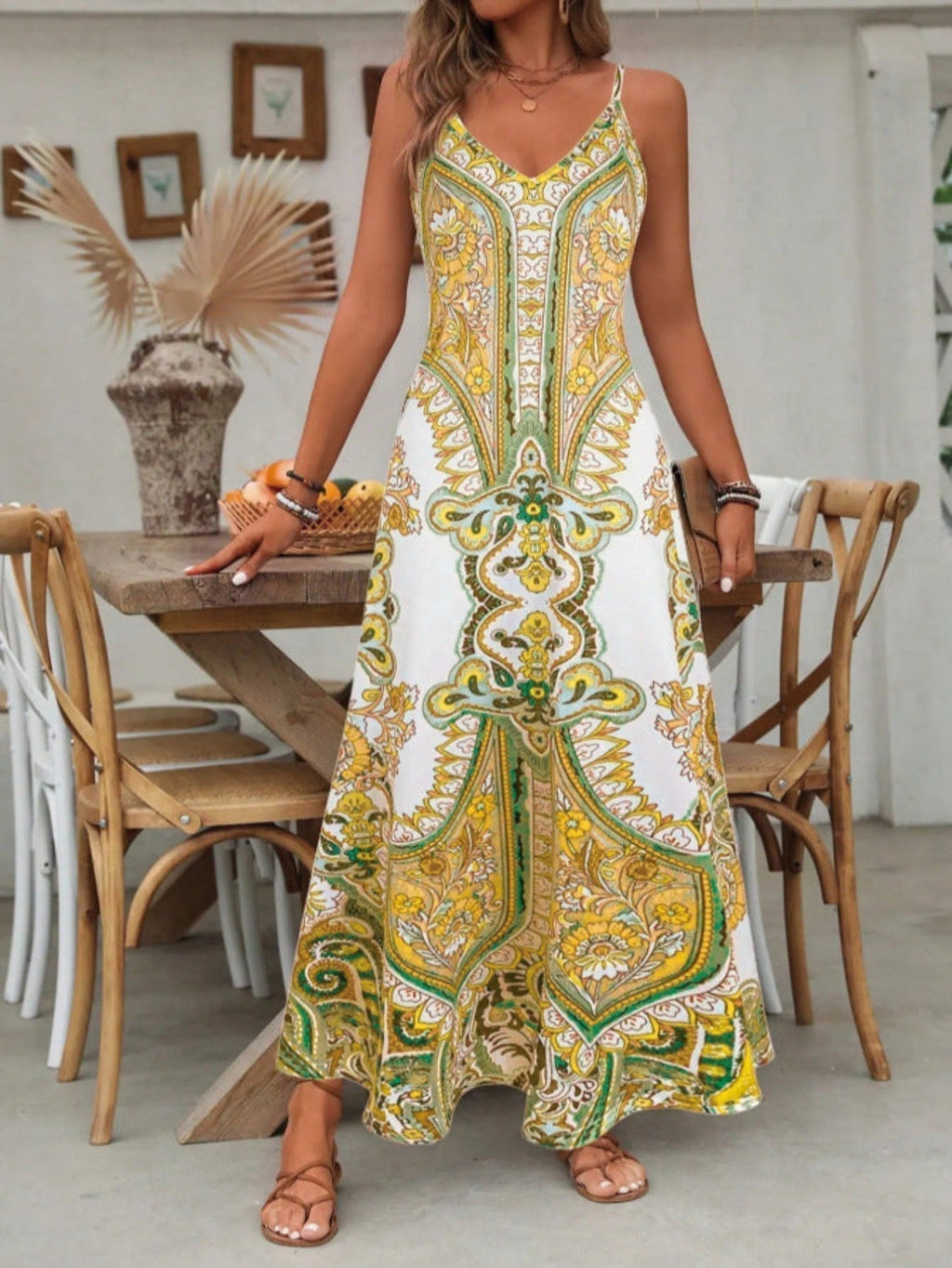 Women’s Bohemian V-Neck Maxi Dress with Relaxed Fit and Standard Sleeves