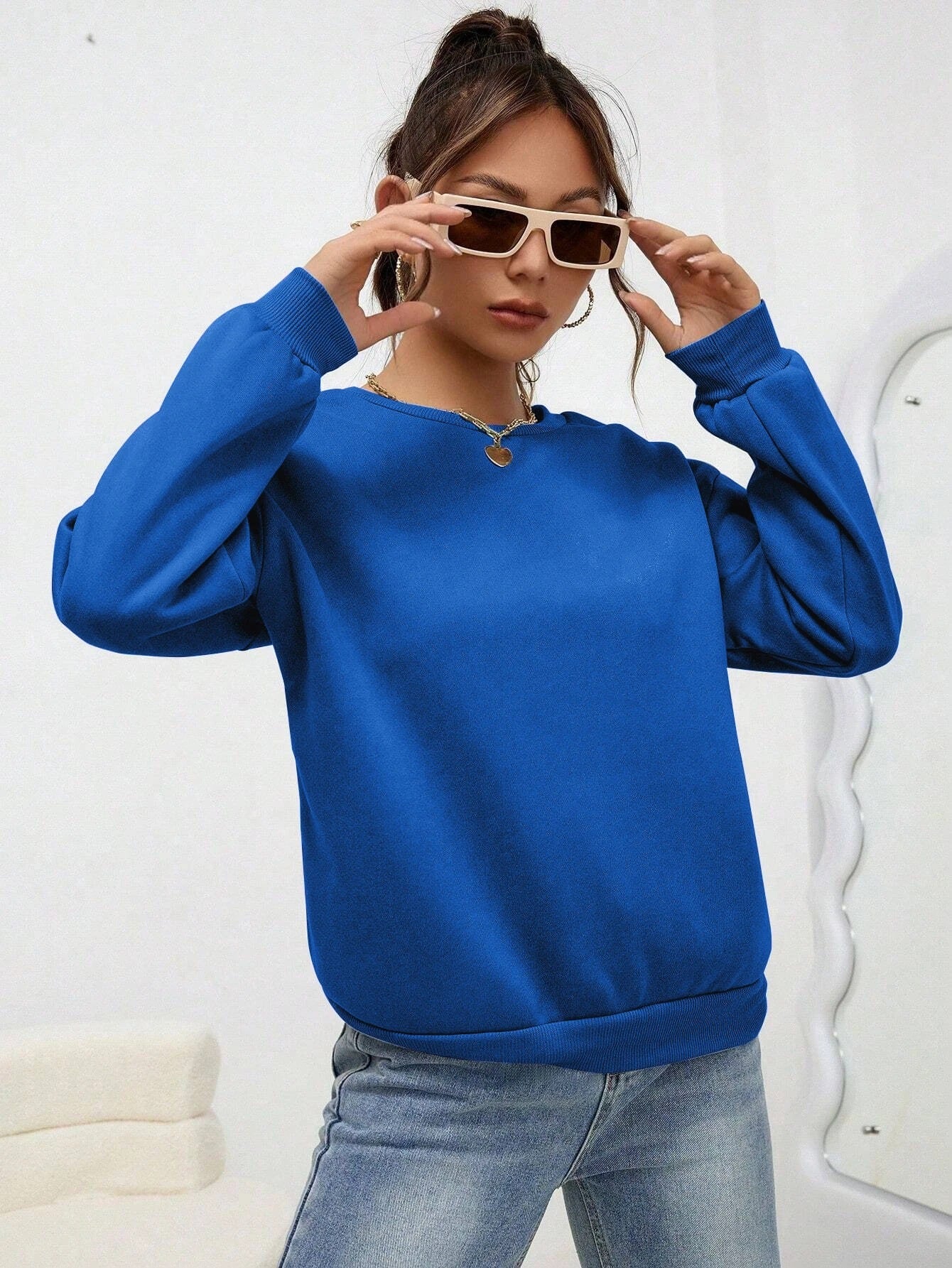 Women’s Loose-Fit Casual Pullover Sweatshirt