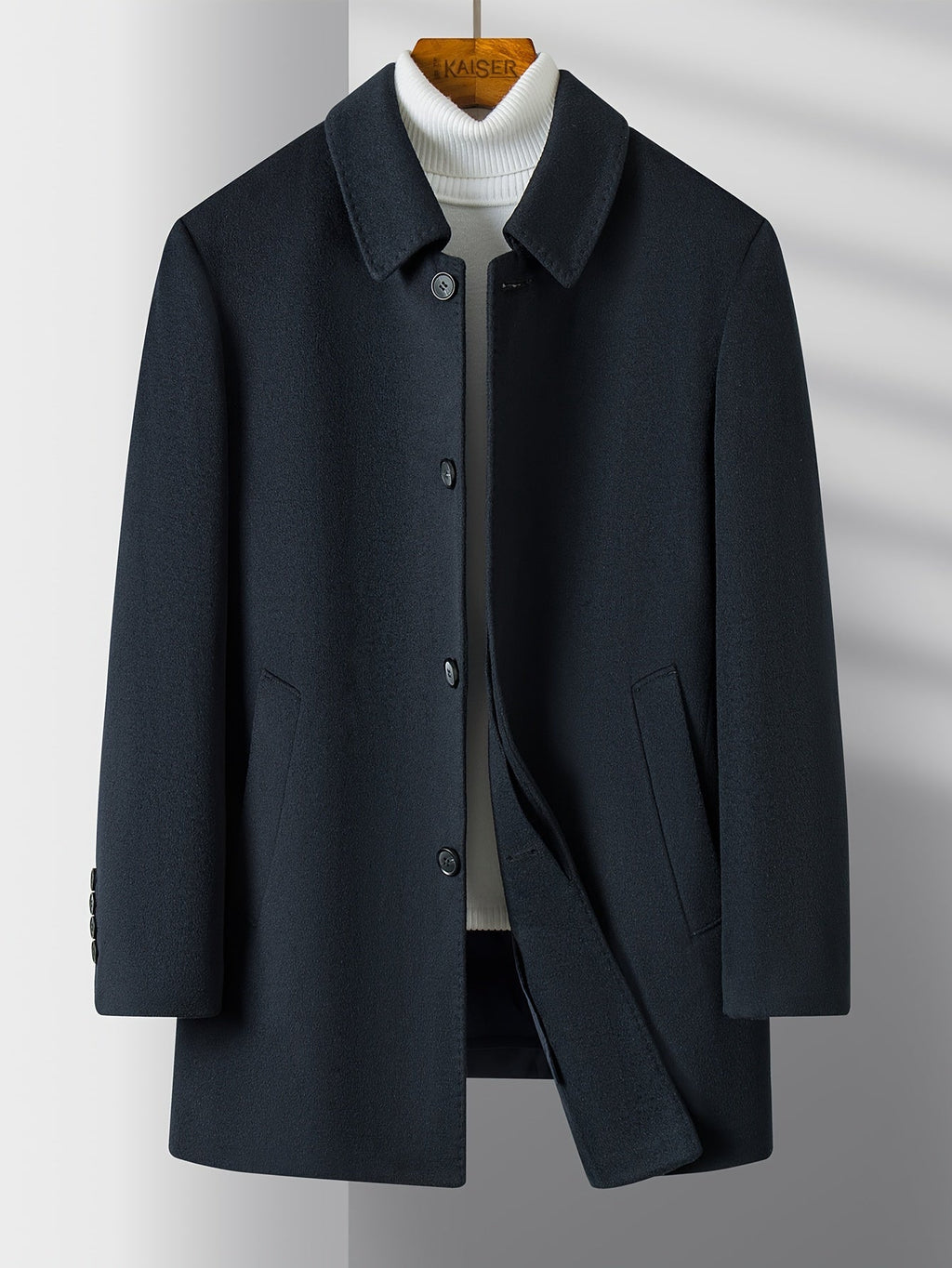 Men's Classic Button-Front Overcoat with Notched Collar and Side Pockets