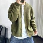 Men's Cardigan Sweater with Button-Front Closure and Patch Pockets