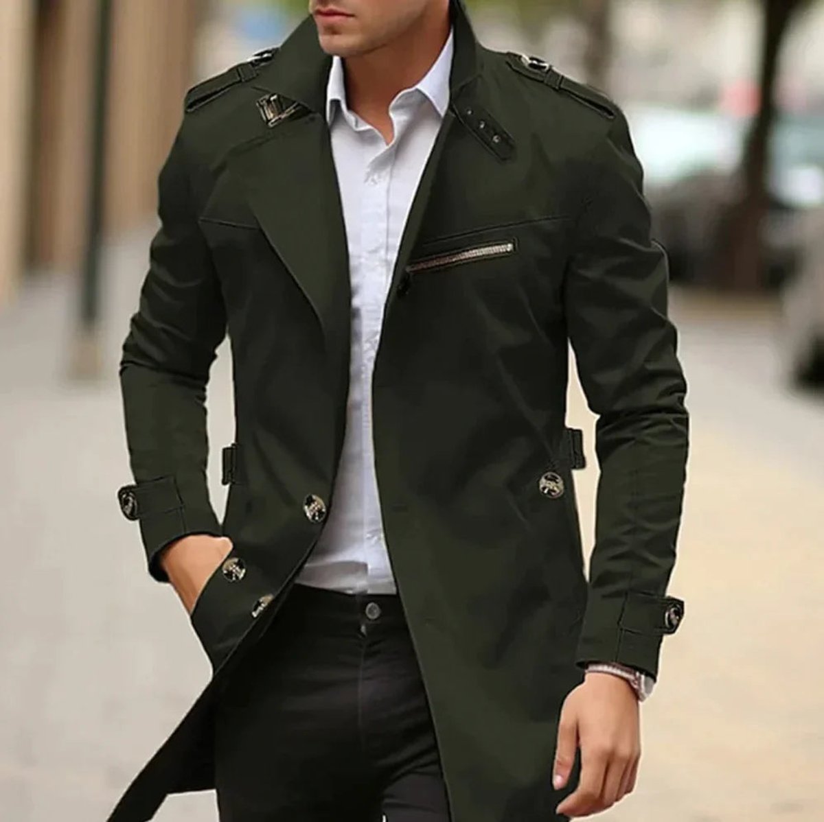 Men's Trench Coat with Double-Breasted Button Closure and Epaulet Shoulders