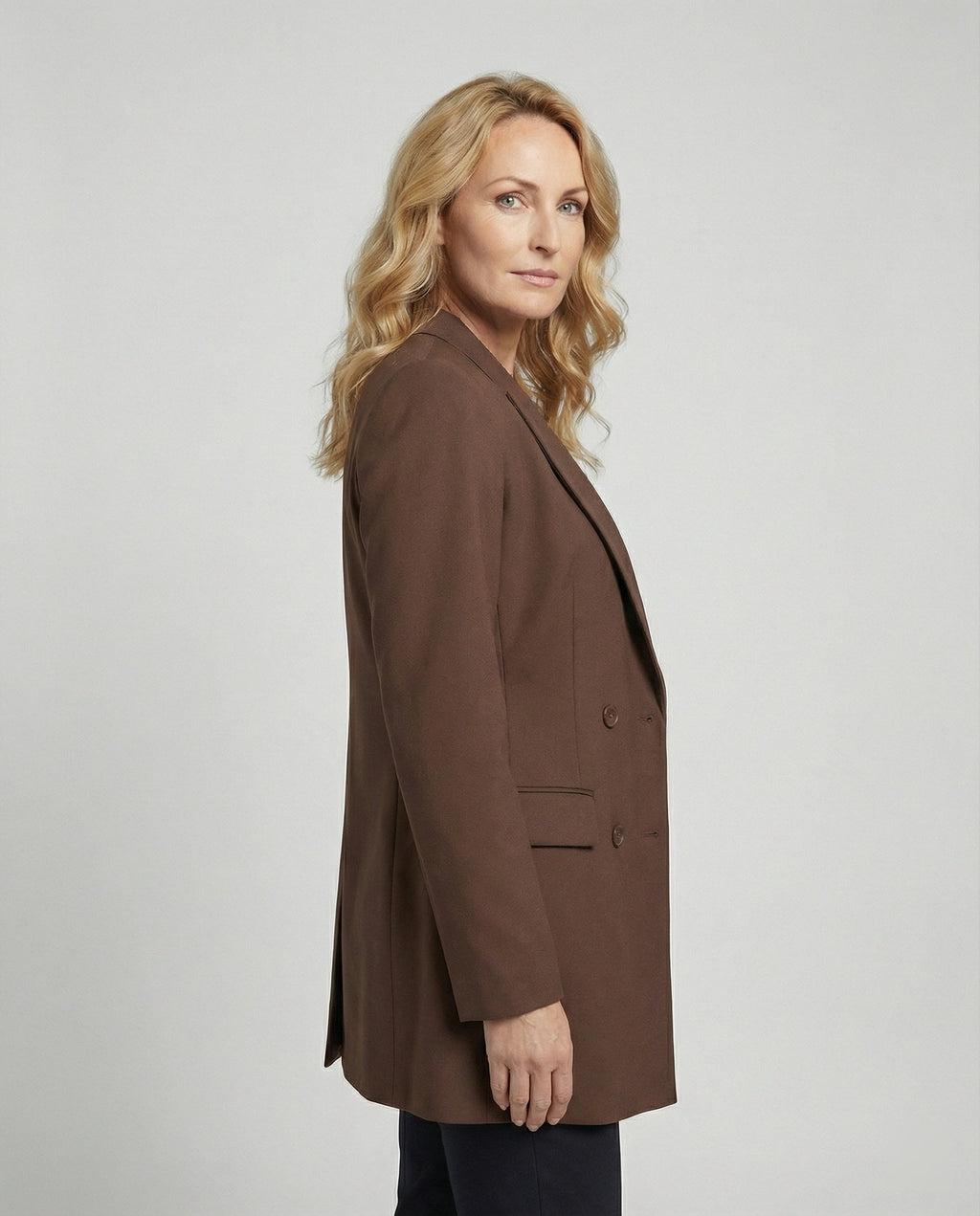 Double-Breasted Women's Blazer Dress with Structured Shoulders and Notched Lapels